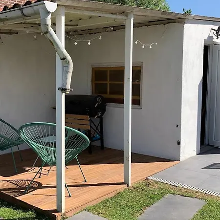 Maison Lumineuse Avec Jardin & Parking Clos بيت للعطل كوسيك